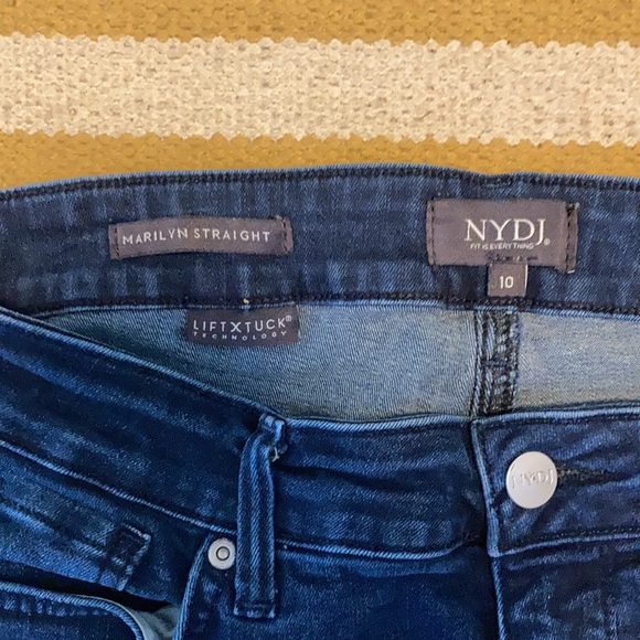 Size 10 NYDJ Marilyn Straight Leg Dark Blue Denim Jeans - Picture 5 of 6